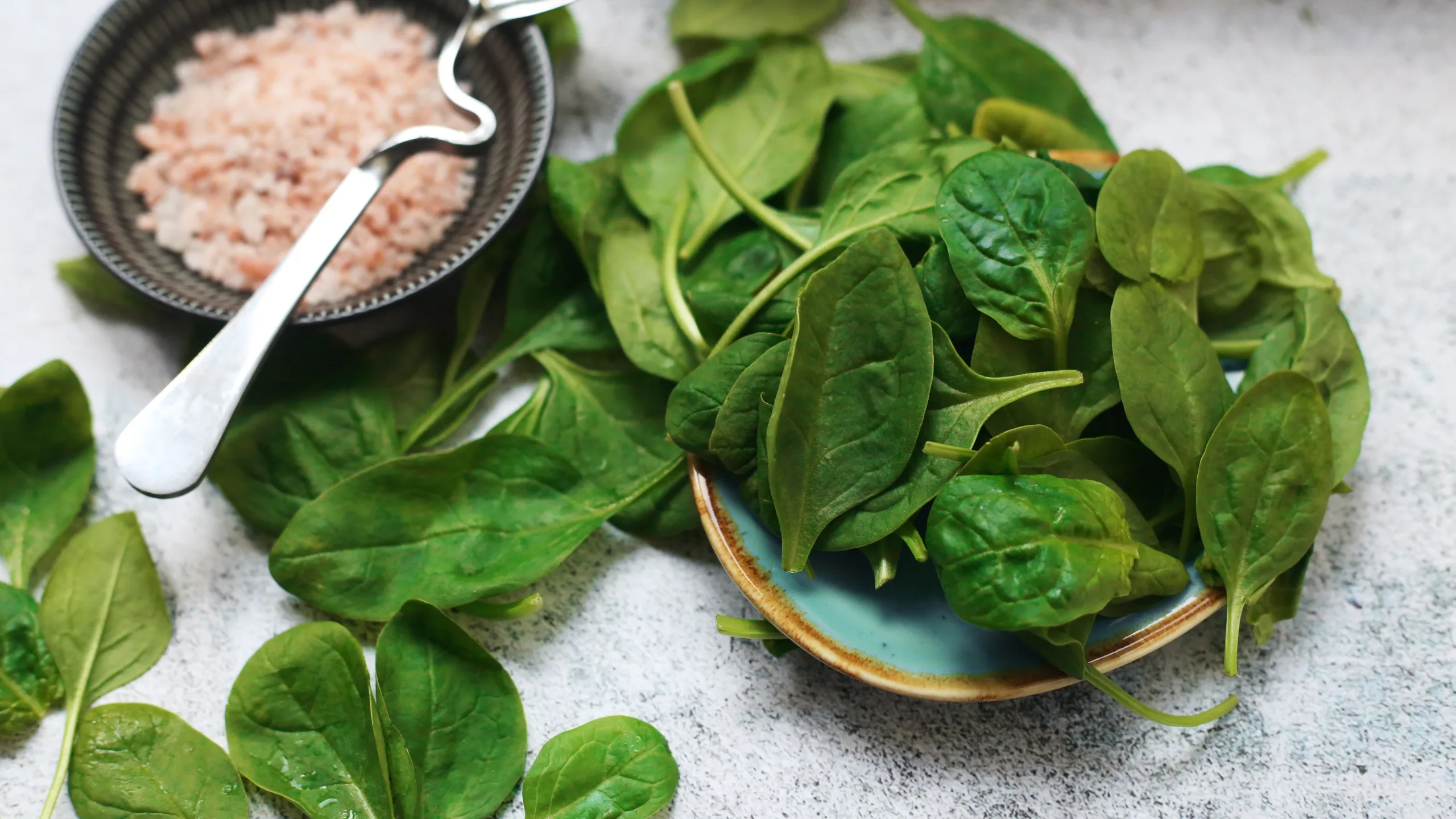 spinach meal - plant-based diet